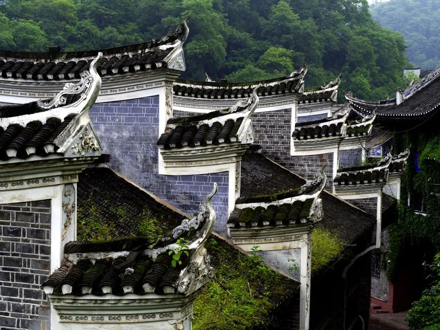 Ancient City Wall Walk