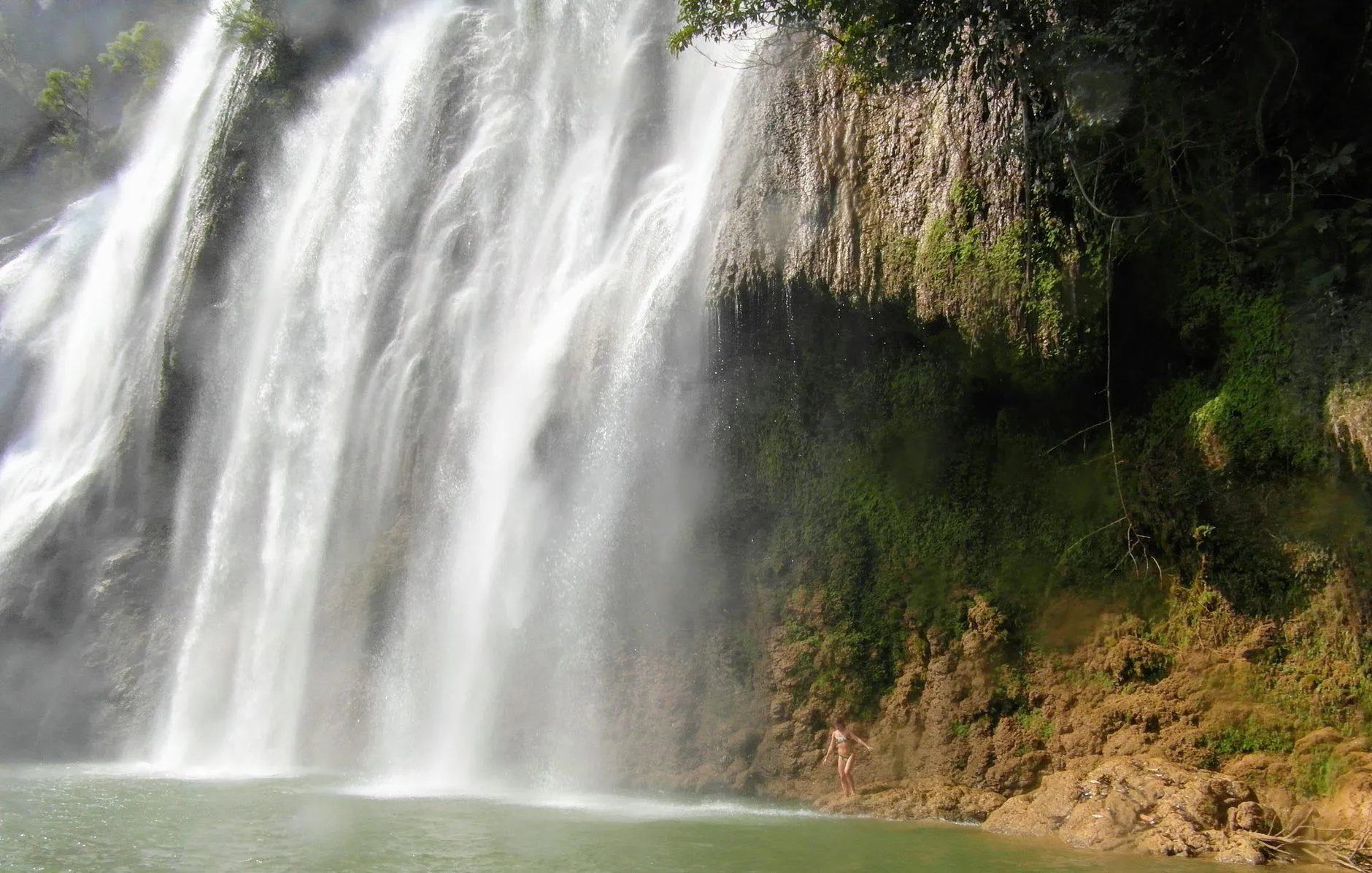 Chuandao Waterfall