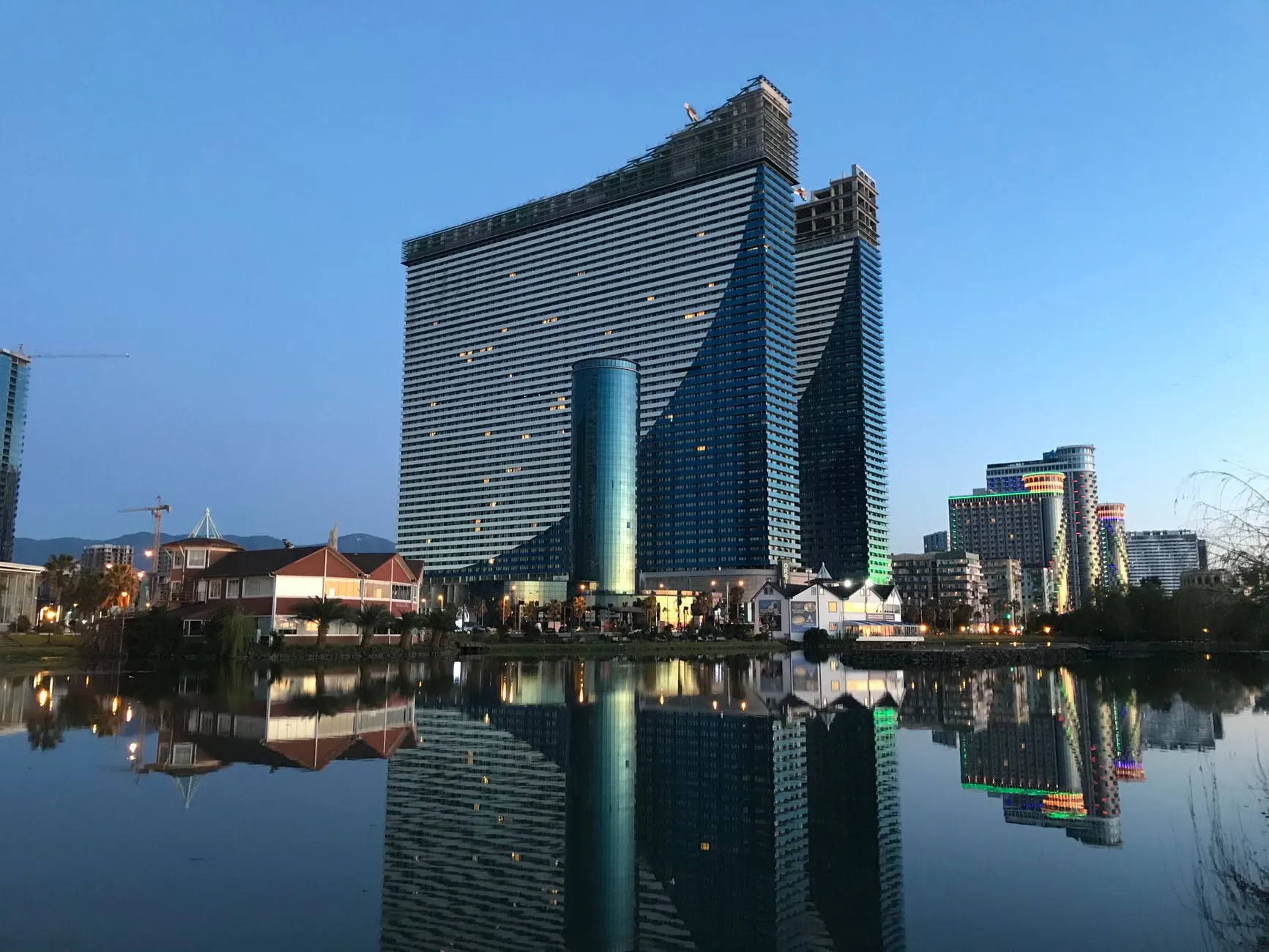 Desert Star Hotel (Xinghuang Hotel)
