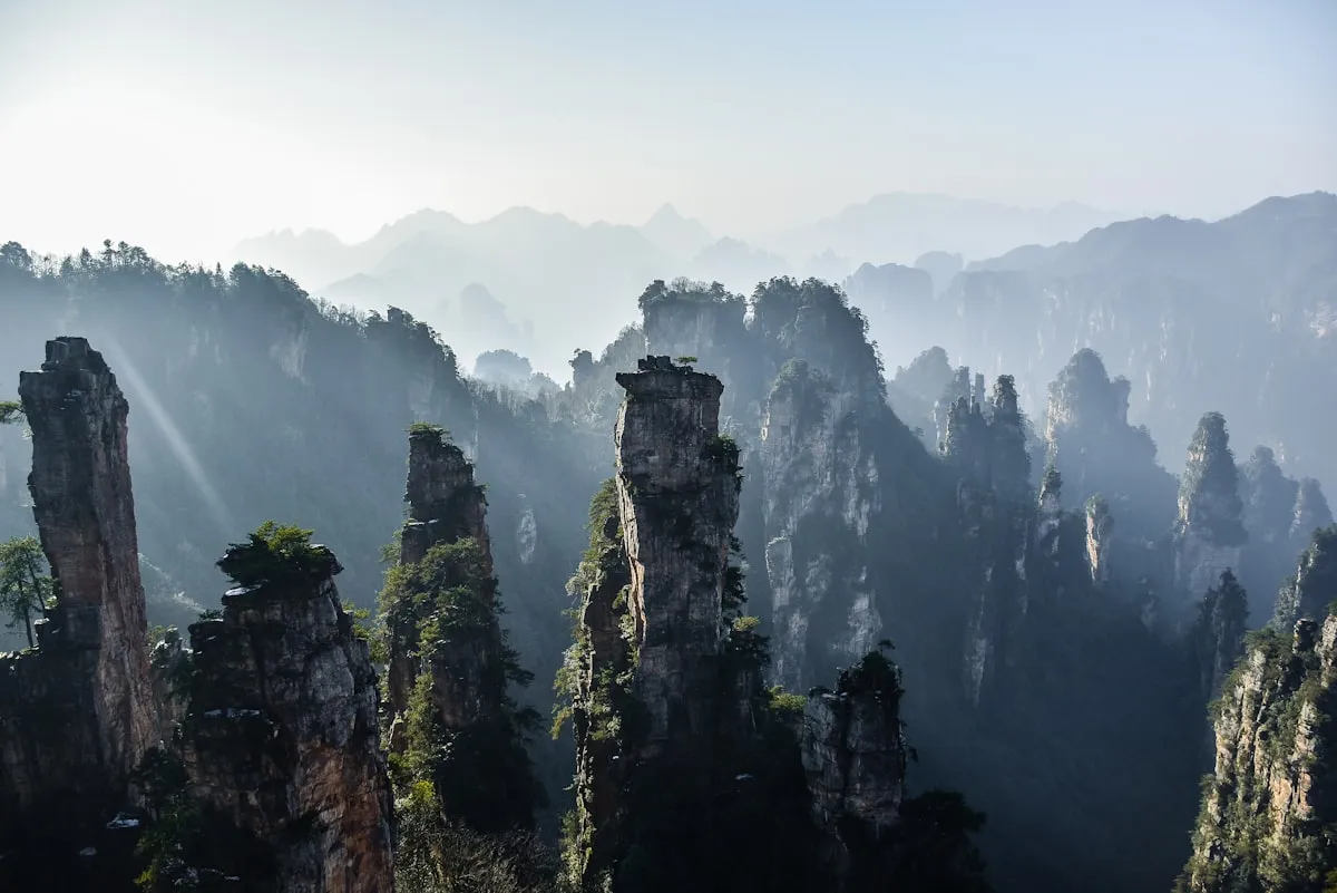 Dragon Head Cliff
