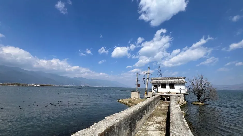 Erhai Lake