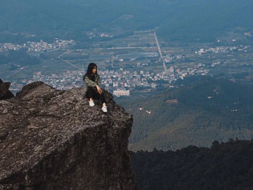 Lingtong Mountain
