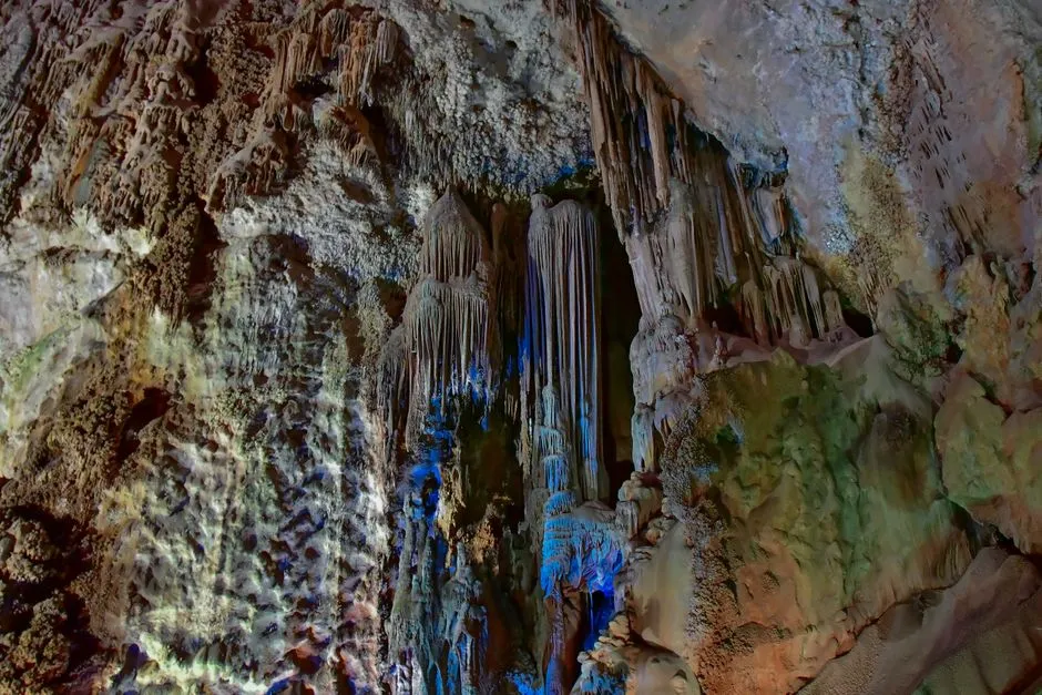 Longyan Cave