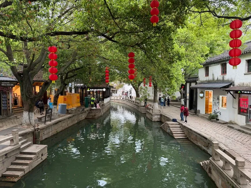 Luoxing Island