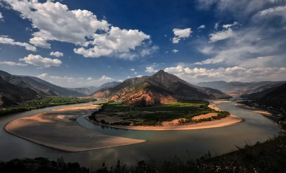 Nine Bend River (Jiuqu Xi)