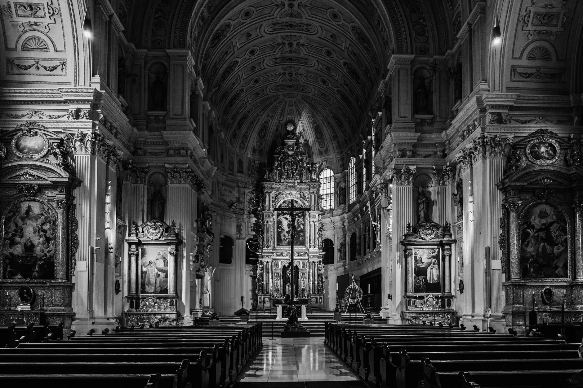 Qingdao Catholic Church (St. Michael's)