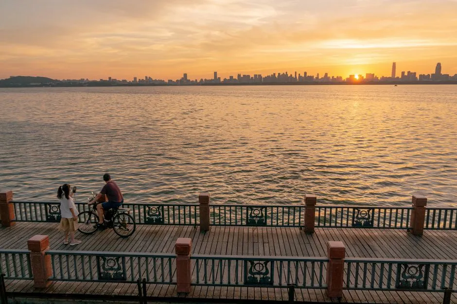 Wuhan Riverside Bund