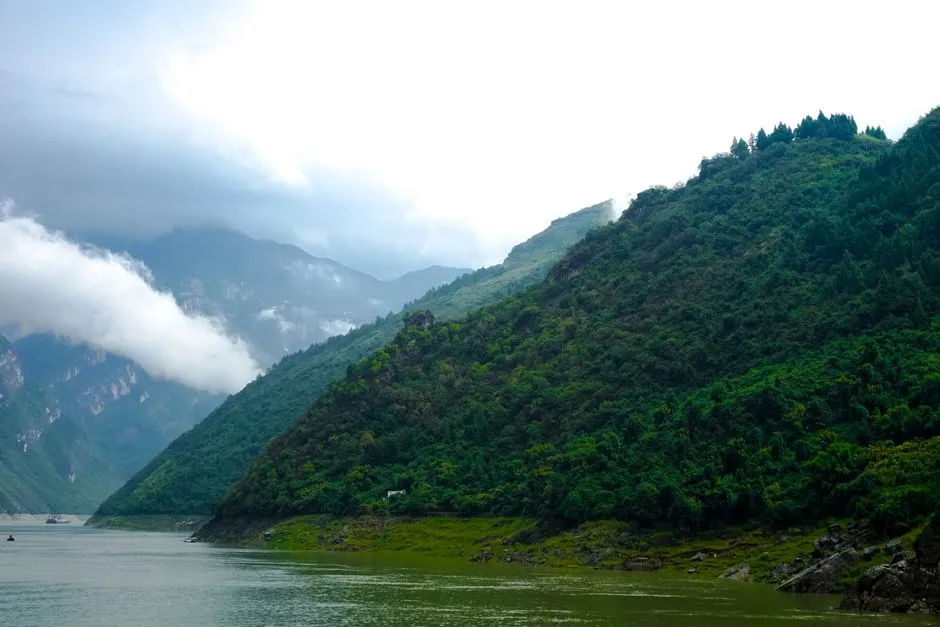 Yunhe (Cloud River) Scenic Area